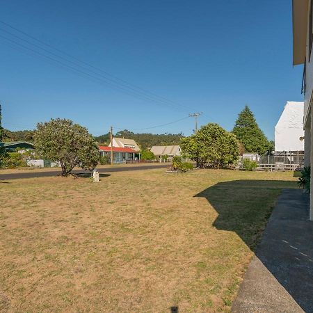 Cosy At Cooks - Cooks Beach Downstairs Unit Exterior foto